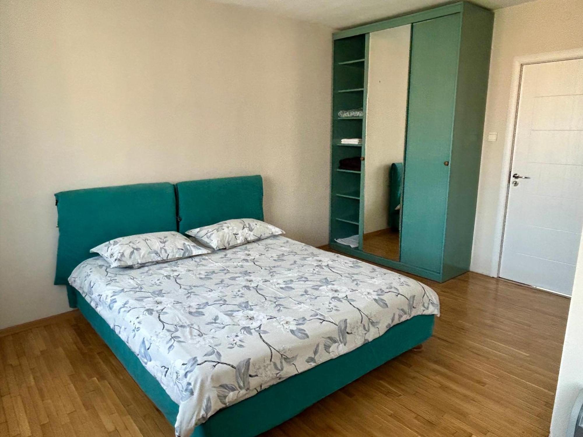 Fenix 2 Bedroom Apartment Varna Center エクステリア 写真