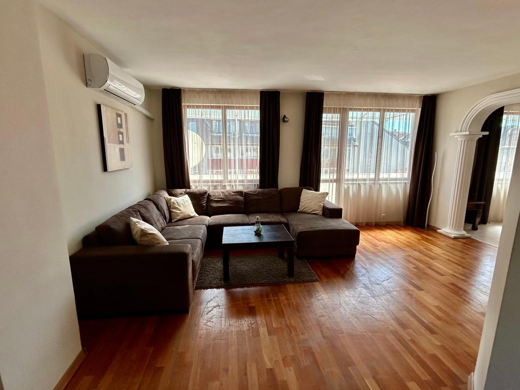 Fenix 2 Bedroom Apartment Varna Center エクステリア 写真